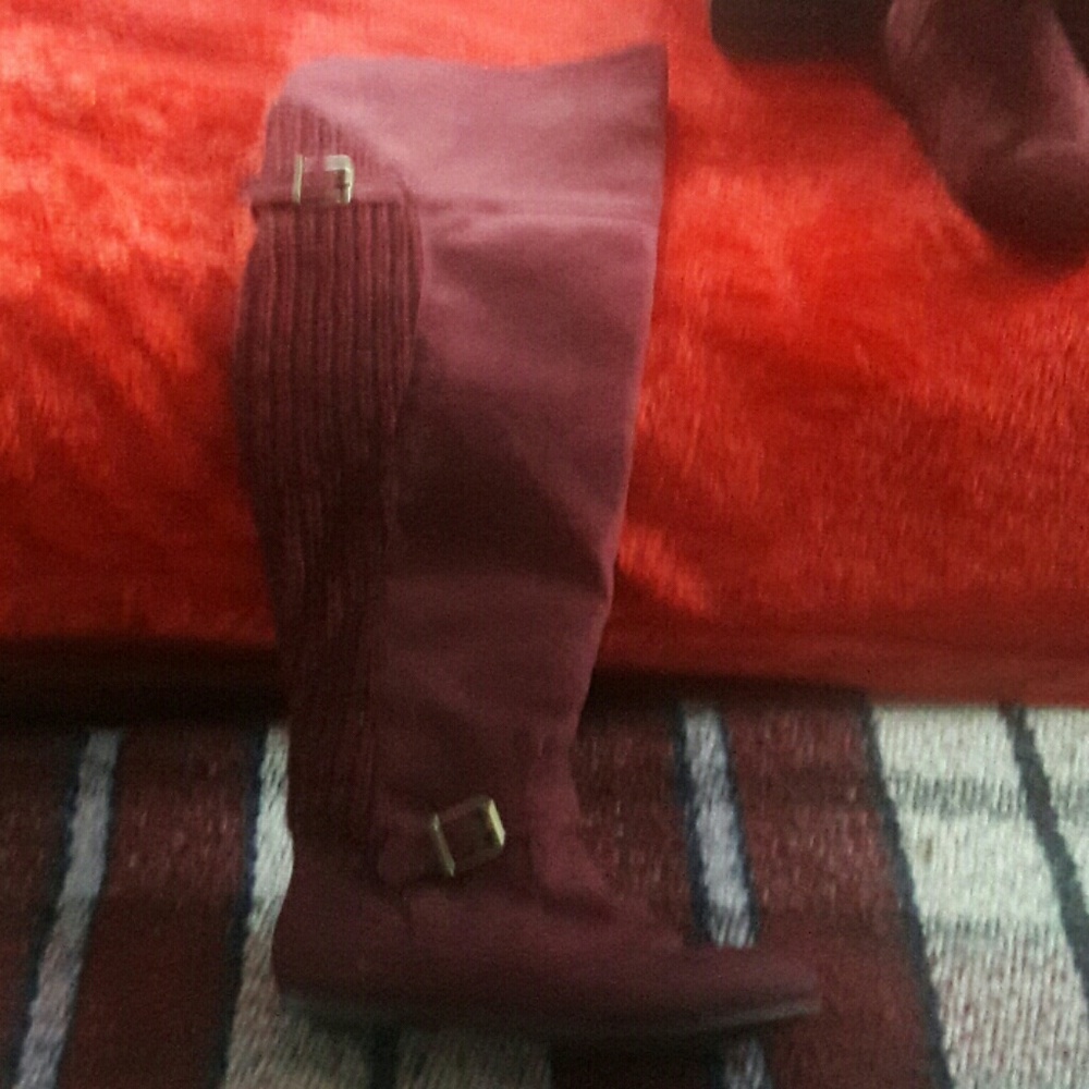 Slip on Burgundy boots